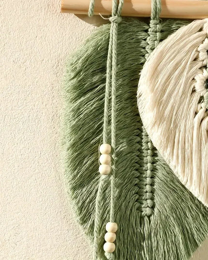 Small Macrame Wall Hanging Boho Woven Leaf Macrame Tapestry Wall Art for Bedroom Home Room Decor GIft for Women Girls
