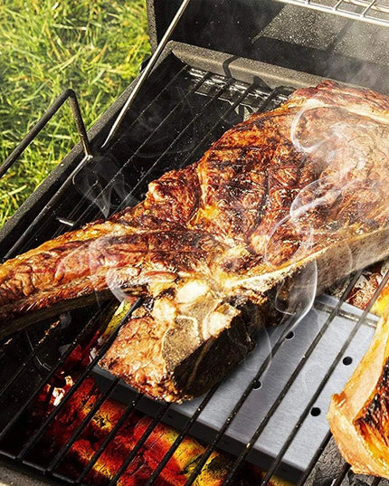 Stainless Steel Smoker Box for Wood Chips BBQ Grilling Apple Wood Chips Box on Gas Grill or Charcoal Grills Barbecue Accessories