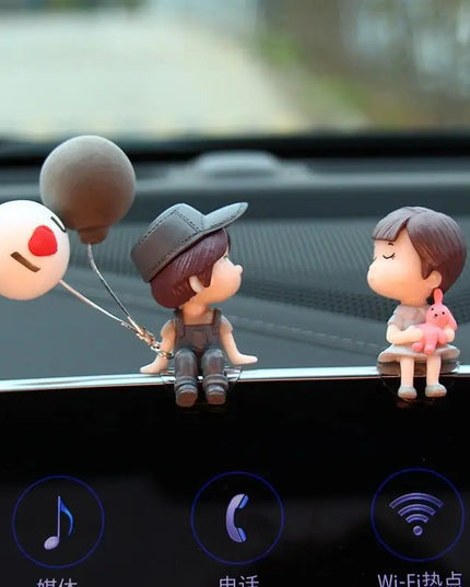 Cute Cartoon Couples Car Decoration Accessories Romantic Figurines Balloon Ornament Auto Interior Dashboard Accessories Gifts
