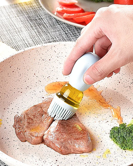 Portable Kitchen Oil Bottle Silicone Brush Control Quantitative With Barbecue Spray Bottle For BBQ Cooking Baking Oil Dispenser