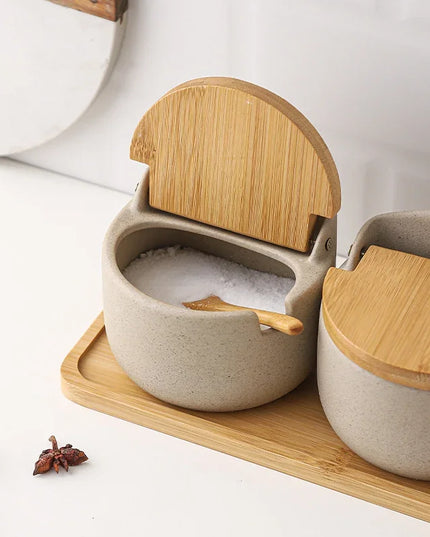 Japanese Style Ceramic Seasoning Jar Bamboo lid Spice jar With Spoon Kitchen Sugar Salt Spices Storage Box Household Container