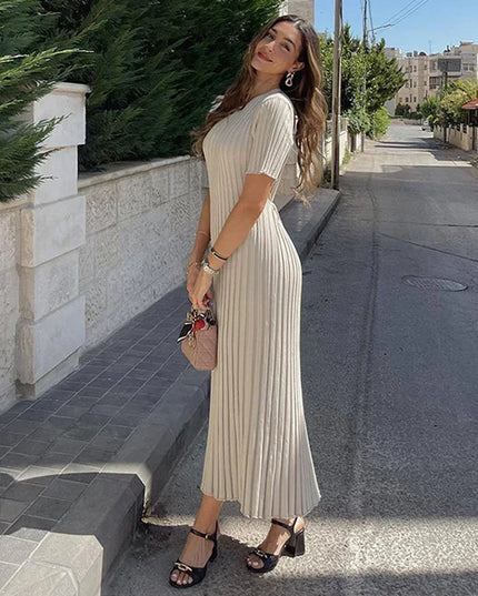Ladies Knitted Short Sleeve Pleated Long Dress Fashion Spring Summer Women Dress Hip Package O Neck Female Vestidos