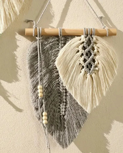 Small Macrame Wall Hanging Boho Woven Leaf Macrame Tapestry Wall Art for Bedroom Home Room Decor GIft for Women Girls
