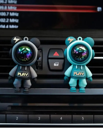 New Lightning Violent Bear Doll Outlet Perfume Clip Cartoon Astronaut Car Chain Couple Bag Pendant Creative Auto Accessories